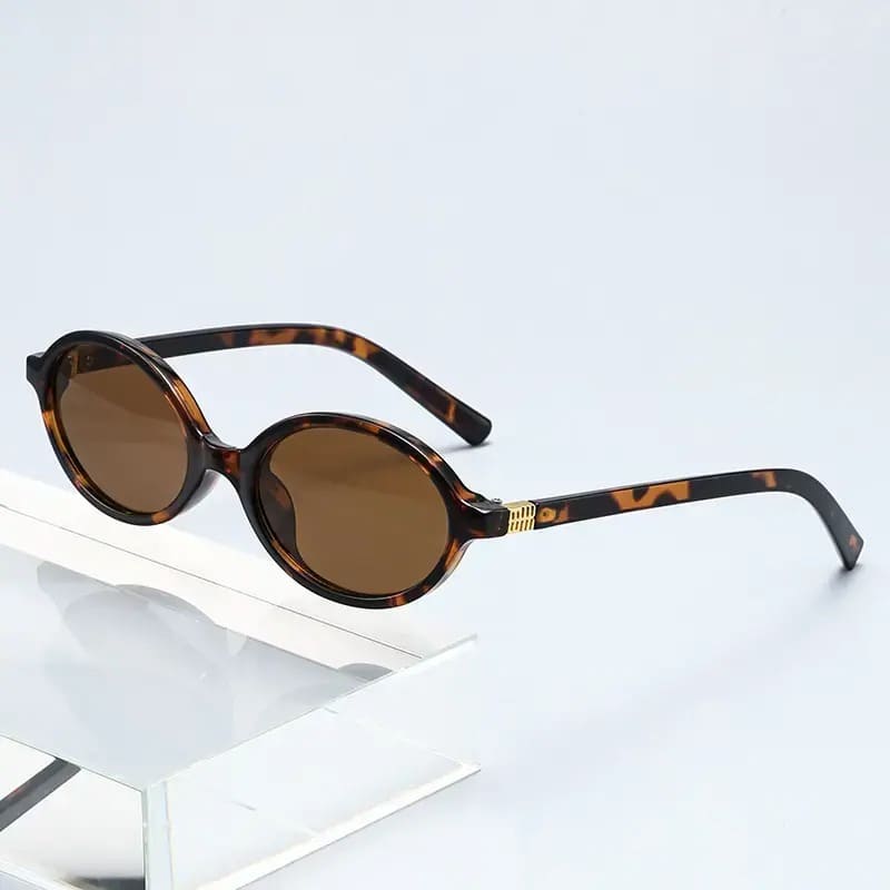 Óculos de Sol Feminino Vintage Miu Oval Tartaruga UV400 - Zaffir Eyewear